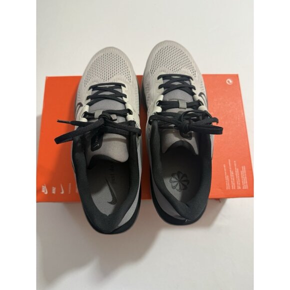 Athletic_Shoes